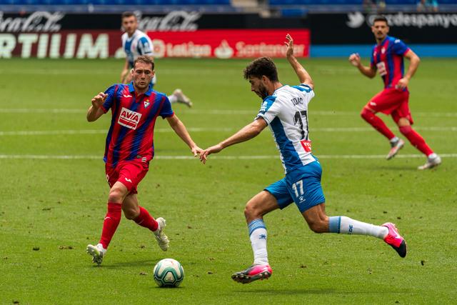 24岁哈兰德欧冠打进51球 只比26岁梅西少1球